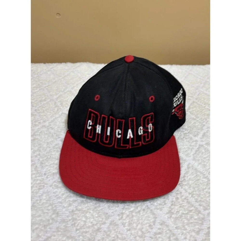 Vintage 90s Chicago Bulls NBA  Embroidered USA Made Snap Back Hat